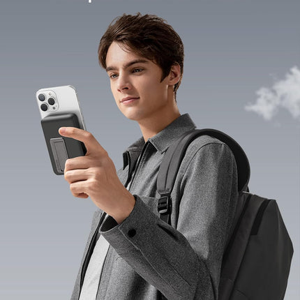 Anker <b>633</b> Magnetic Battery