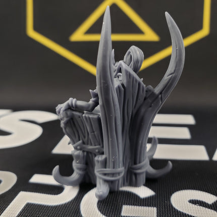 Queen Trixia (Female Hobgoblin on Throne)