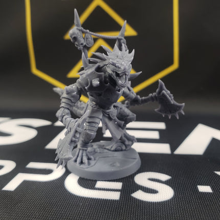 Zarrkan Bloodjaw (Male Lizardfolk Warlord)